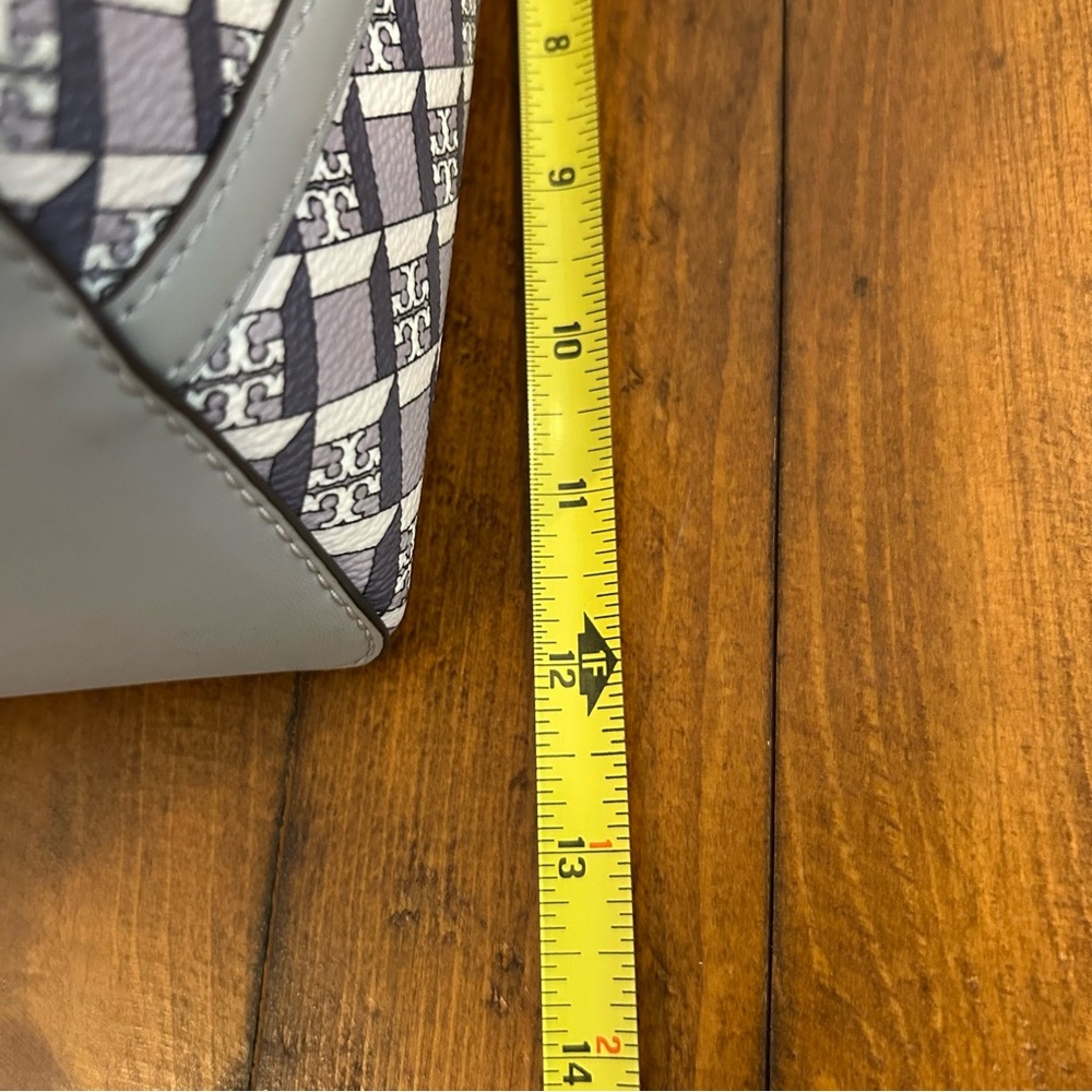 Tory Burch Geo Logo Stripe Tote Bag EUC - Picture 12 of 14